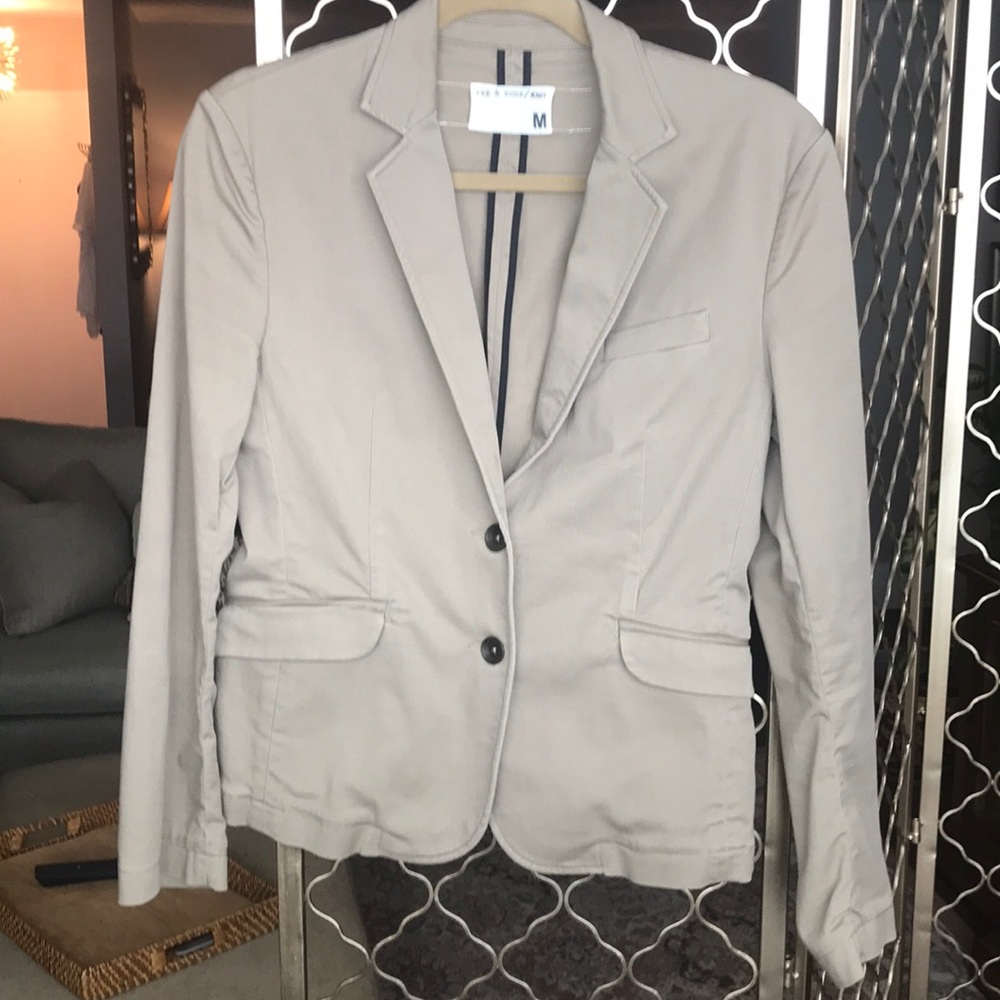 Authentic Rag & Bone twill tan blazer.